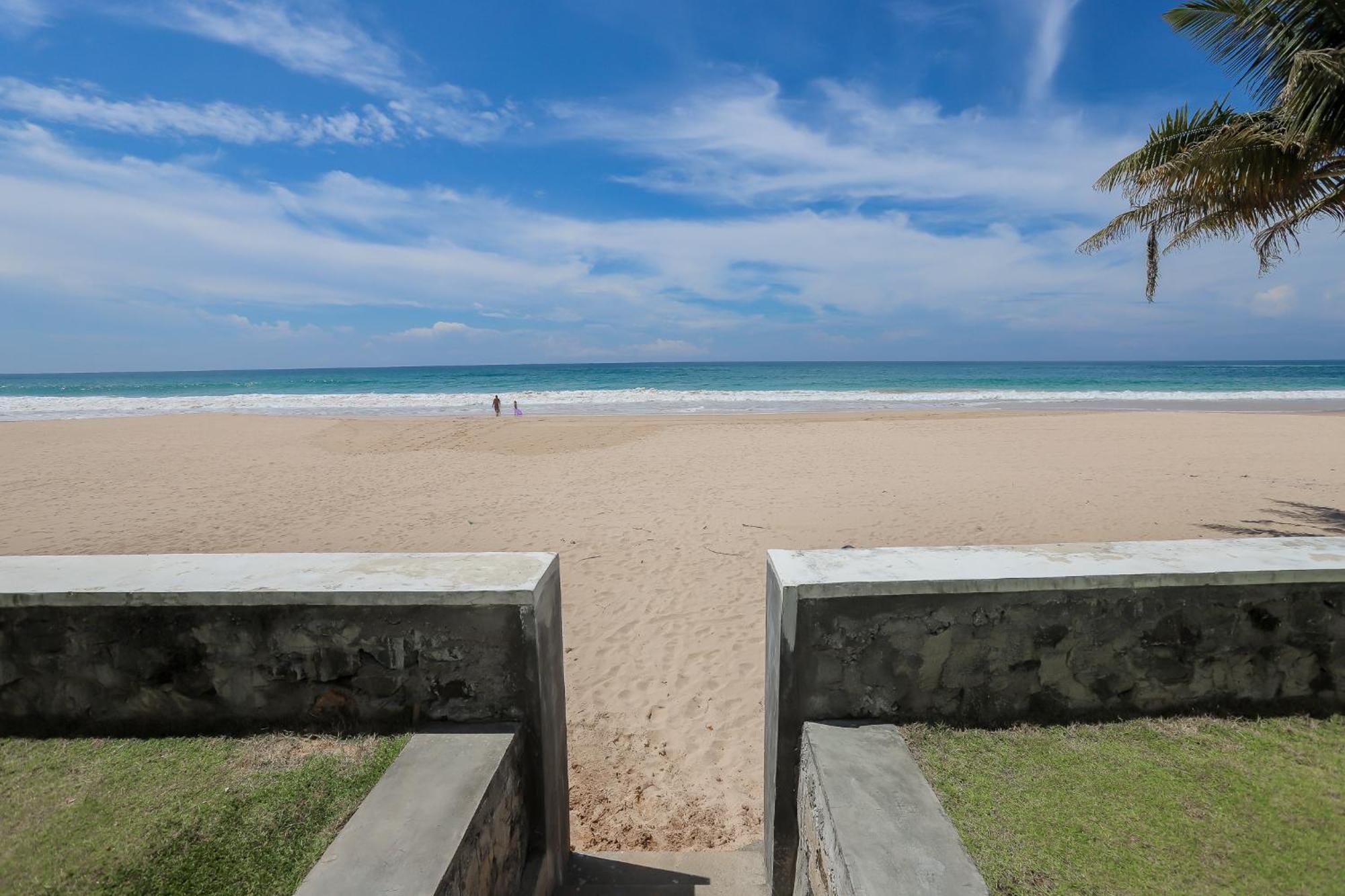 Habaraduwa Central Bieshu Beach Hive מראה חיצוני תמונה